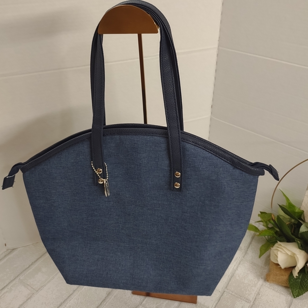 Elegant Blue Tote Bag